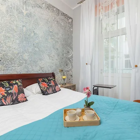 Designer Next To Wawel Castle By Renters Prestige * Krasków